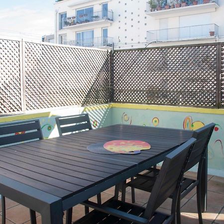Cosy Apartment With Balcony In The Heart Of 파리 외부 사진